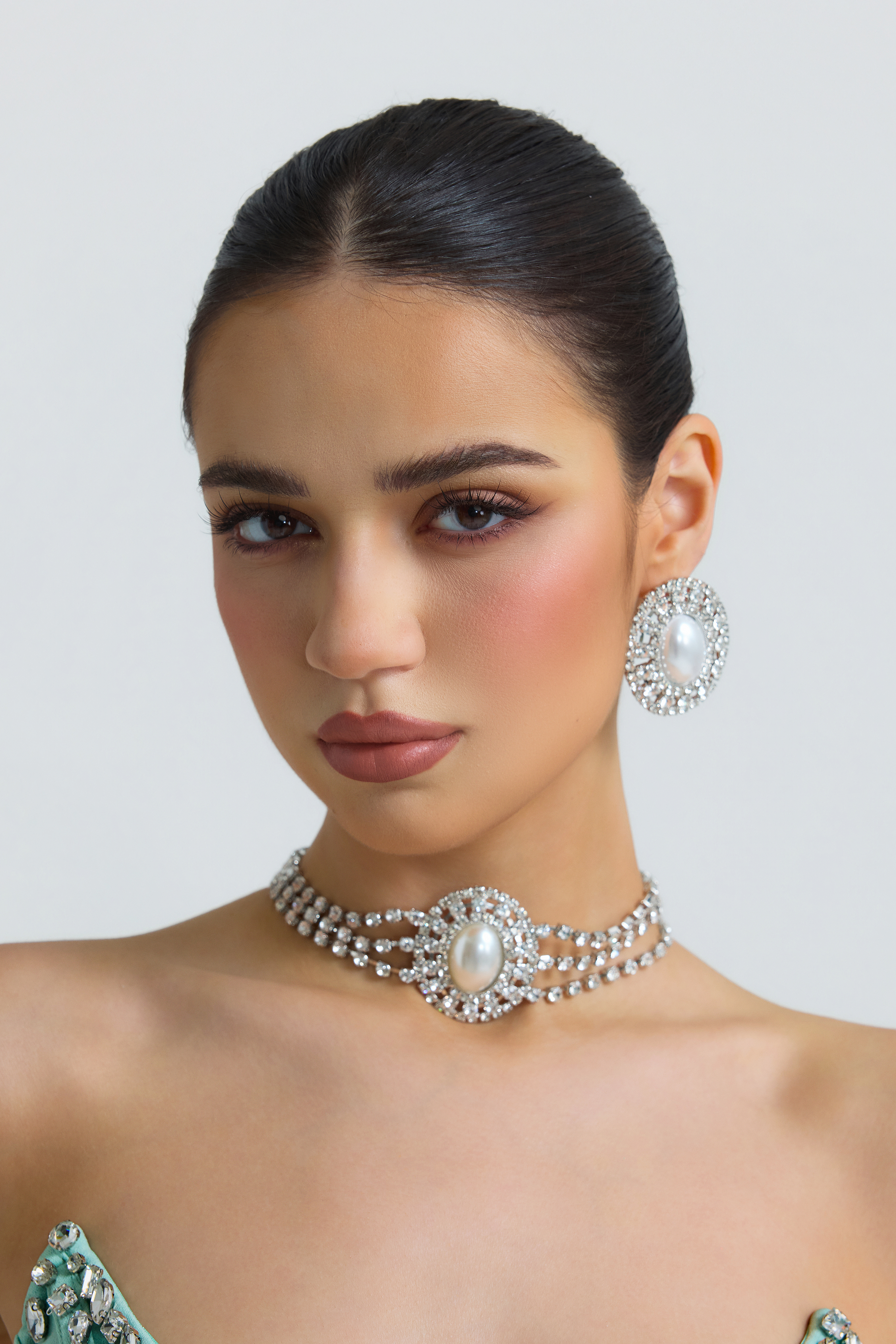 Faux Diamond Splicing Pearl Stud Earrings & Tassel Necklace Set