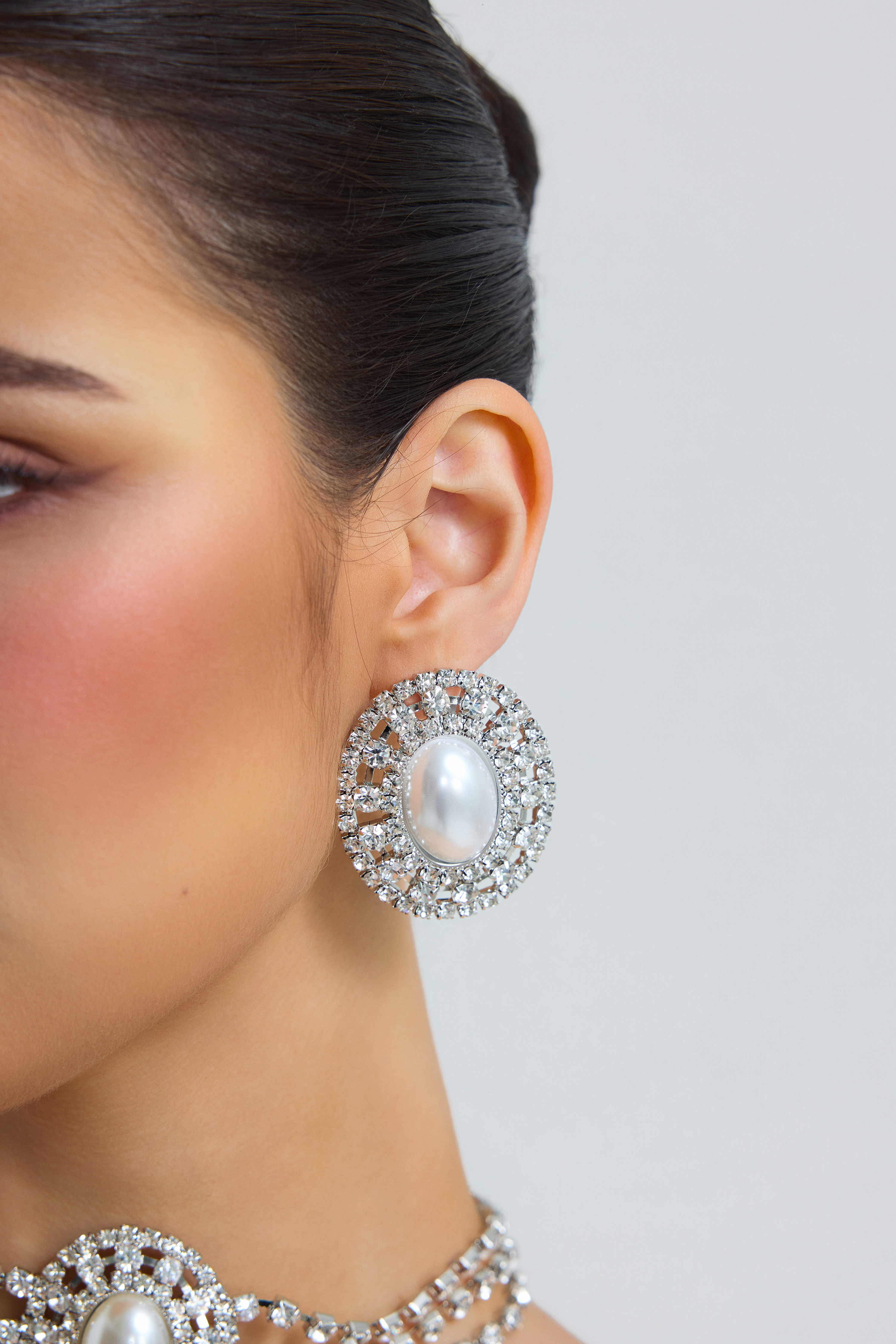 Faux Diamond Splicing Pearl Stud Earrings & Tassel Necklace Set