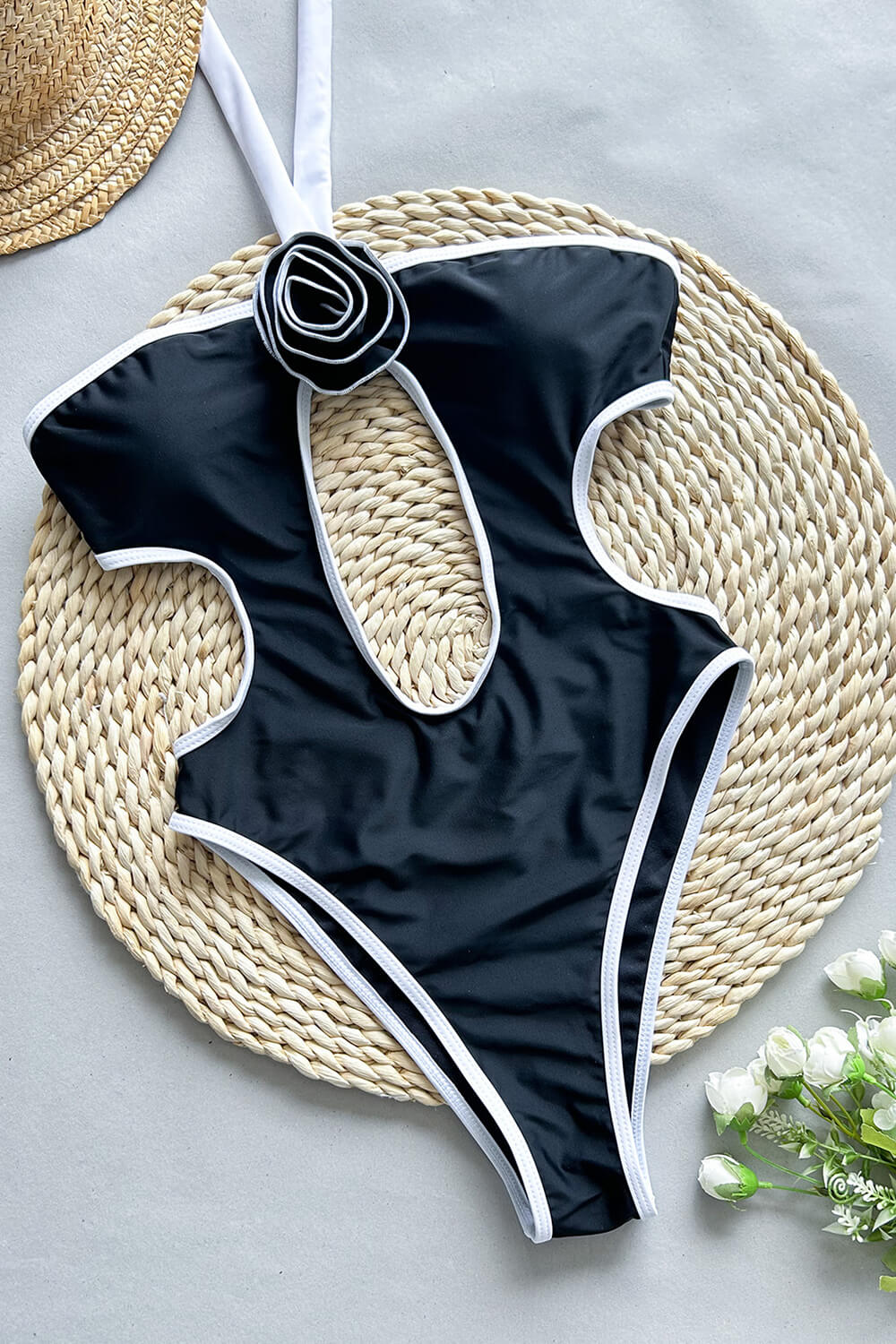 3D Flower Contrast Color Cut-Out One Piece Swimsuit