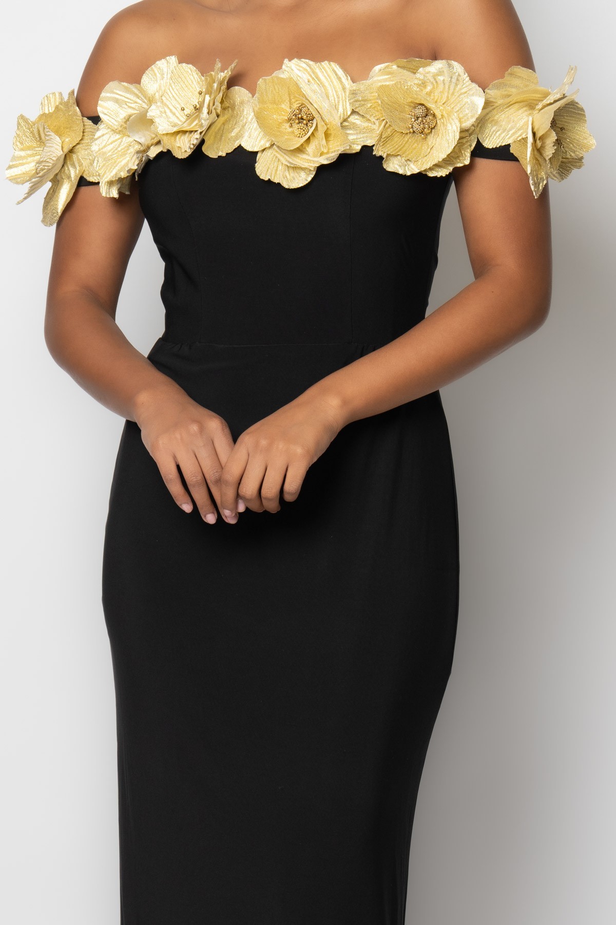 3D Flower Bandage Off-Shoulder Slit Midi Dress