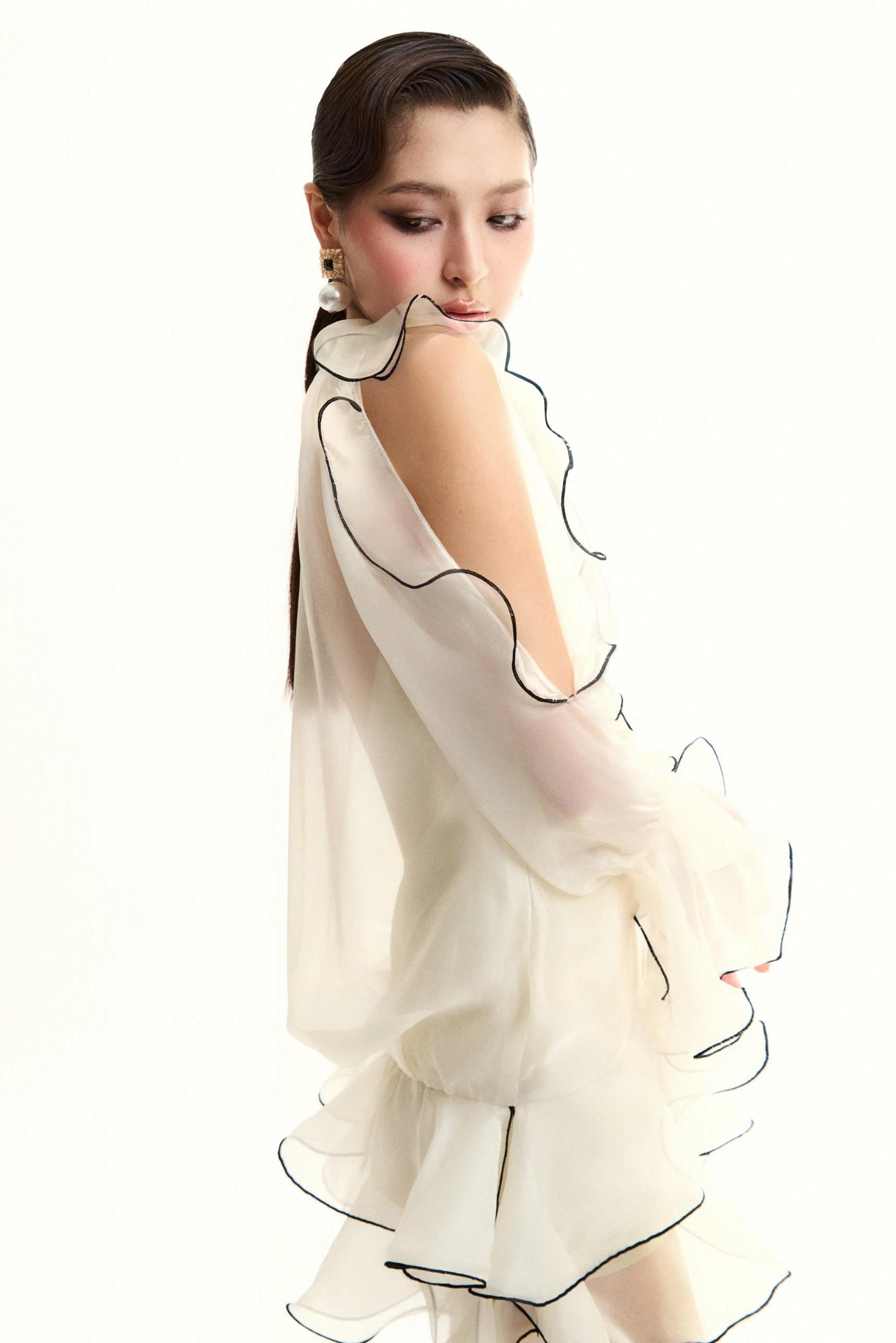 3D Flower Frill V-Neck Chiffon Mini Dress