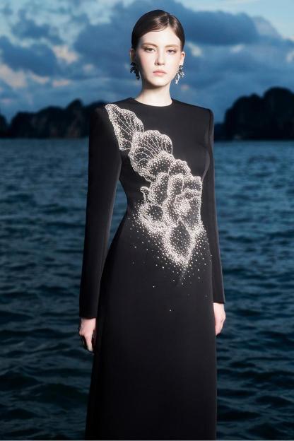 Rhinestone Round Neck Long Sleeve Midi Dress