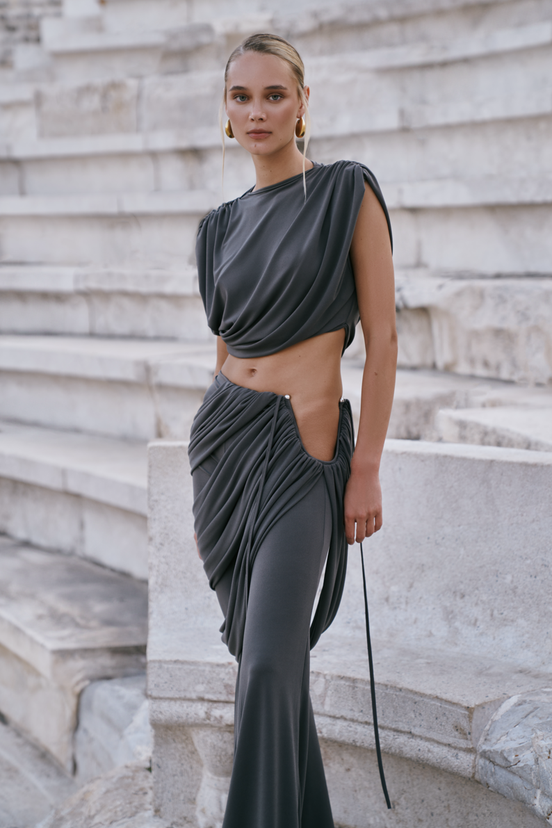 Solid Sleeveless Gathering Top & Low Waist Ruched Pants Set