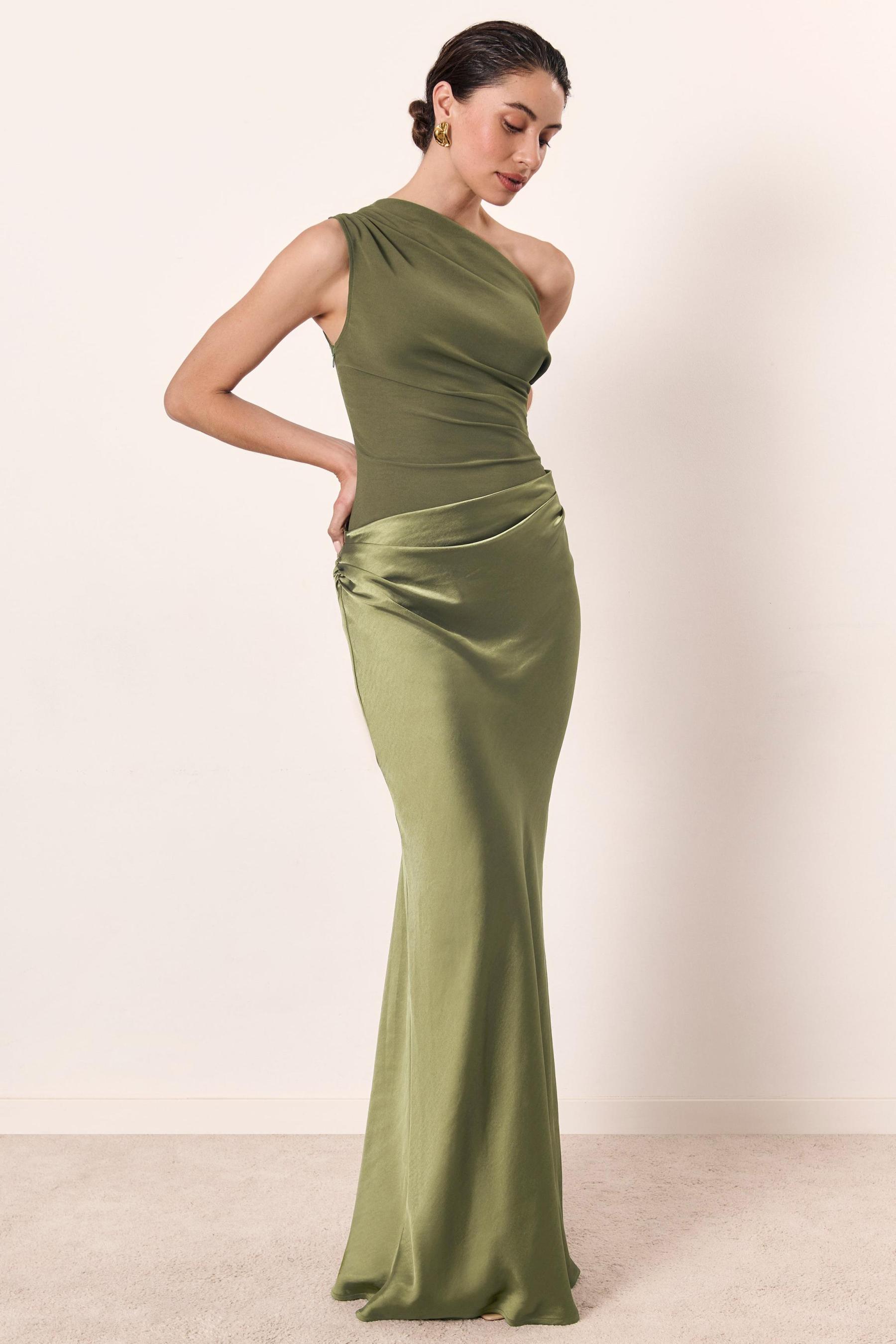Satin Splicing One-Shoulder Ruched Maxi Dress