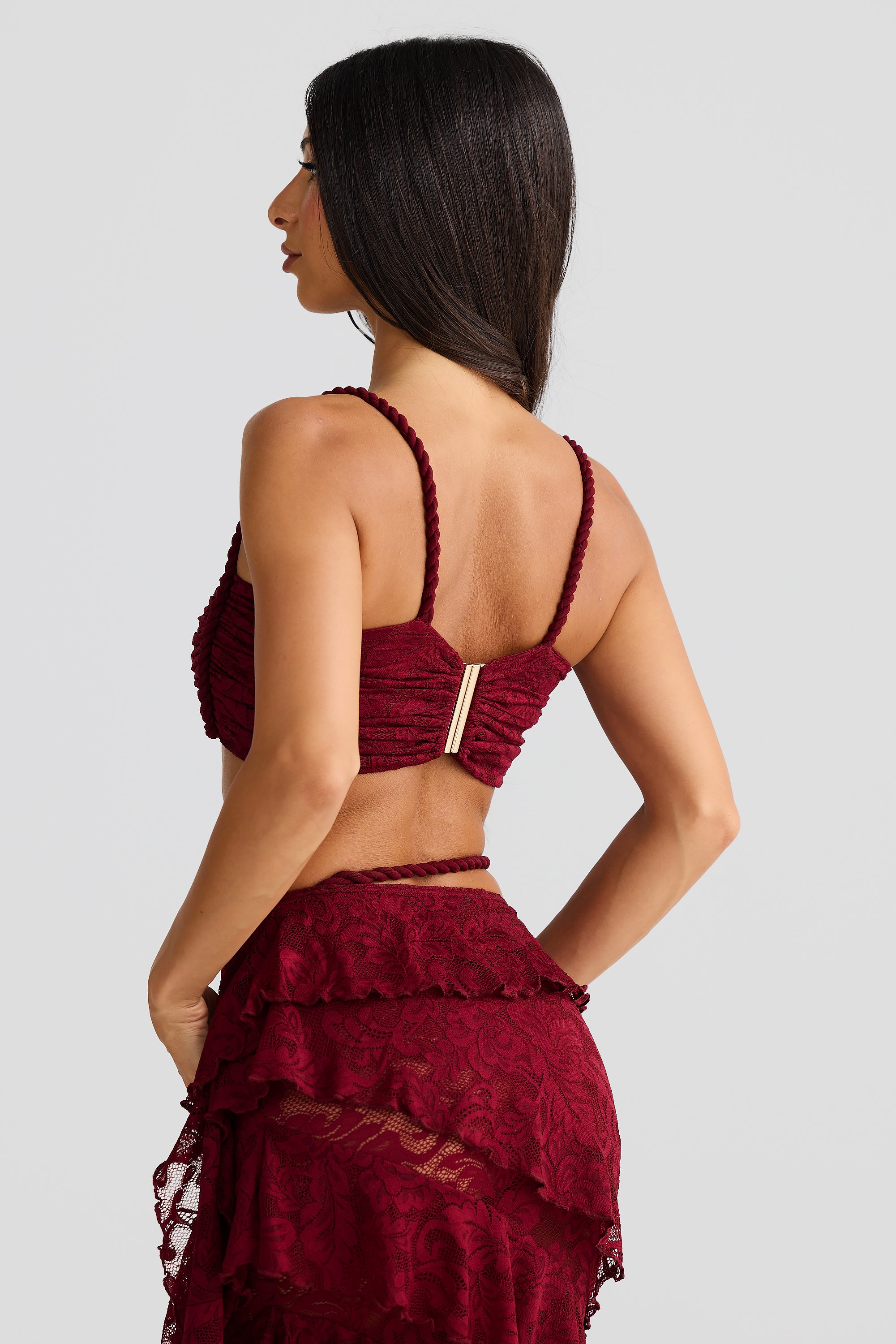 Lace Gathering Sleeveless Top & Ruffle Low Waist Maxi Skirt Set