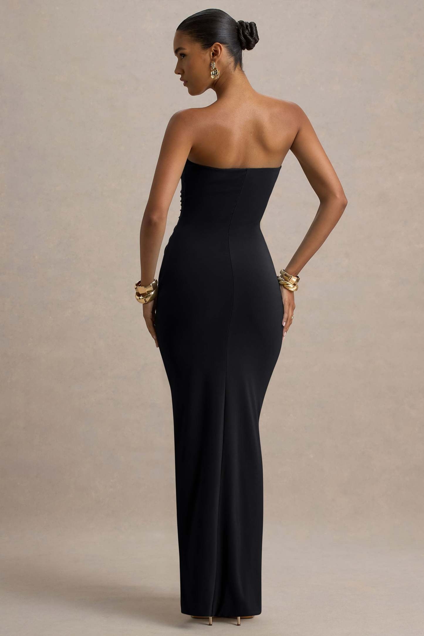 Solid Off-Shoulder Gathering Maxi Dress