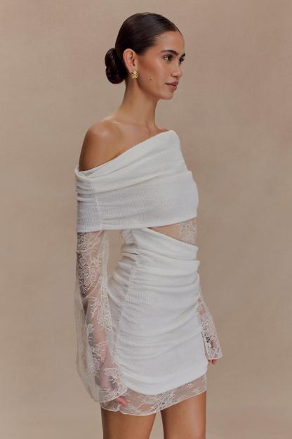 Knit Splicing Lace Long Sleeve Mini Dress