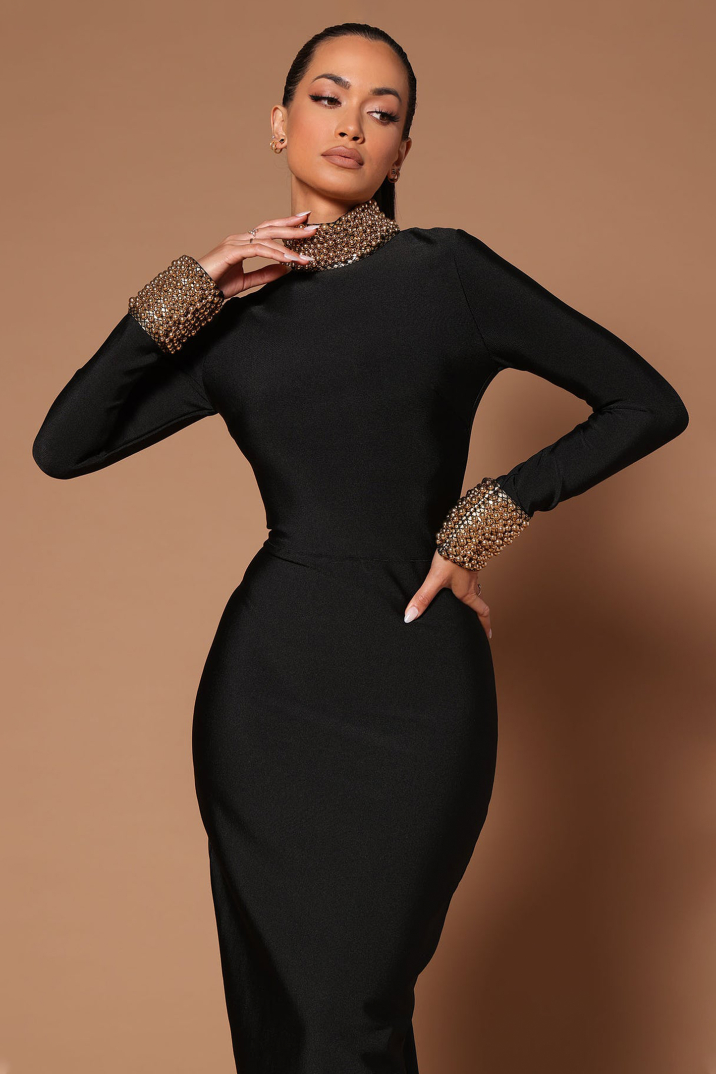 Bandage Rivet Backless Midi Dress