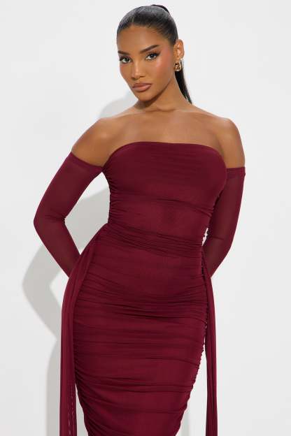 Mesh Off-Shoulder Ruched Maxi Dress