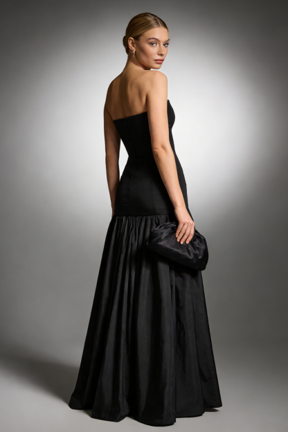 Strapless Sweetheart Neck Cut-Out Nylon Maxi Dress