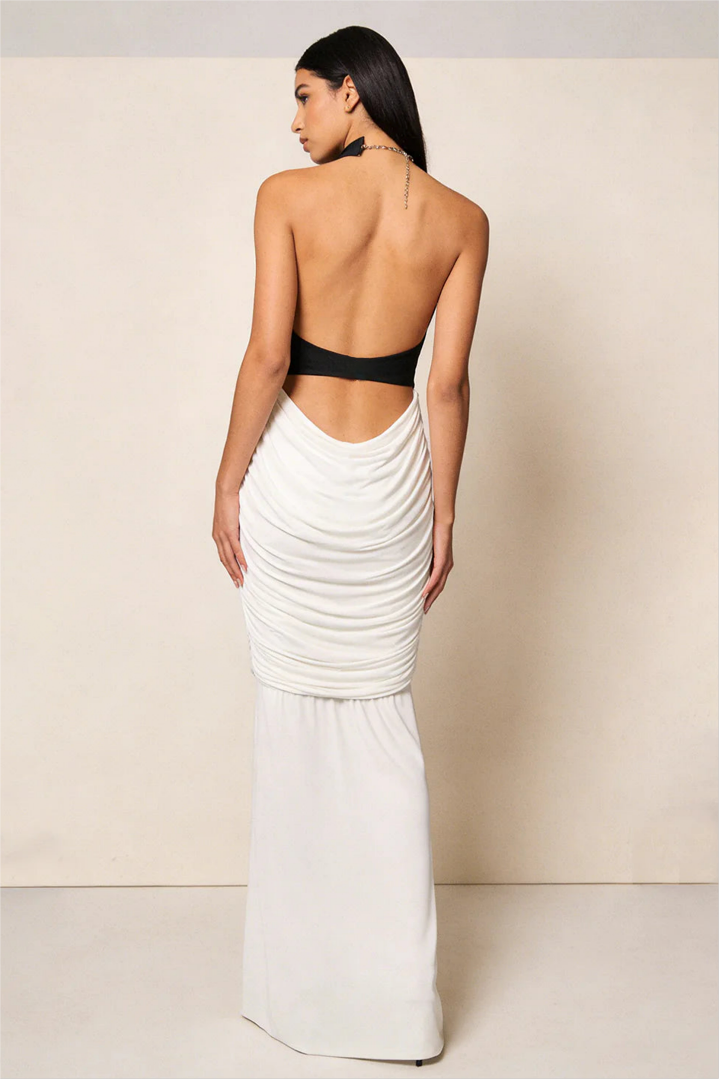 Contrast Color Gathering Backless Maxi Dress