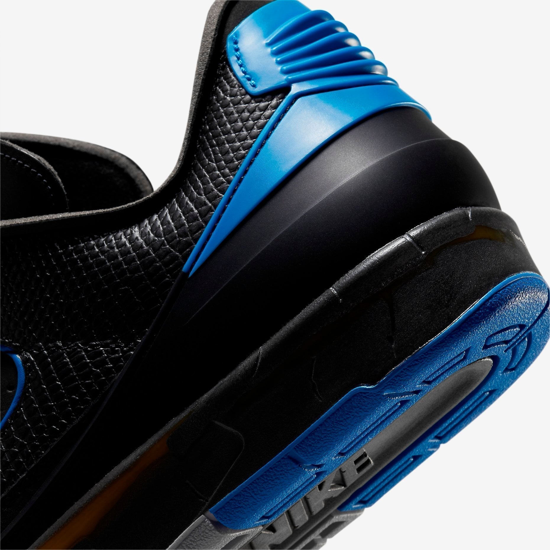 (Men's) Aithtr Jordthtan 2 Retro Low SP x Ofthtf-Whthtite 'Varsity Royal' (2021) DJ4375-004