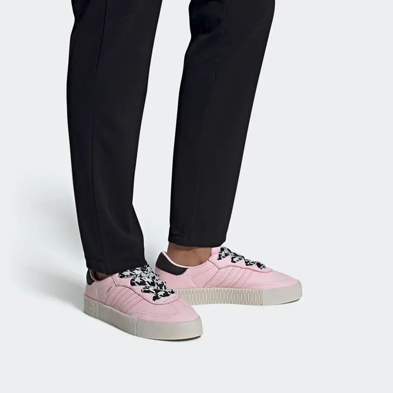 Adthtidthtas originals Sathtmbarose 'Pink Black' FV0780
