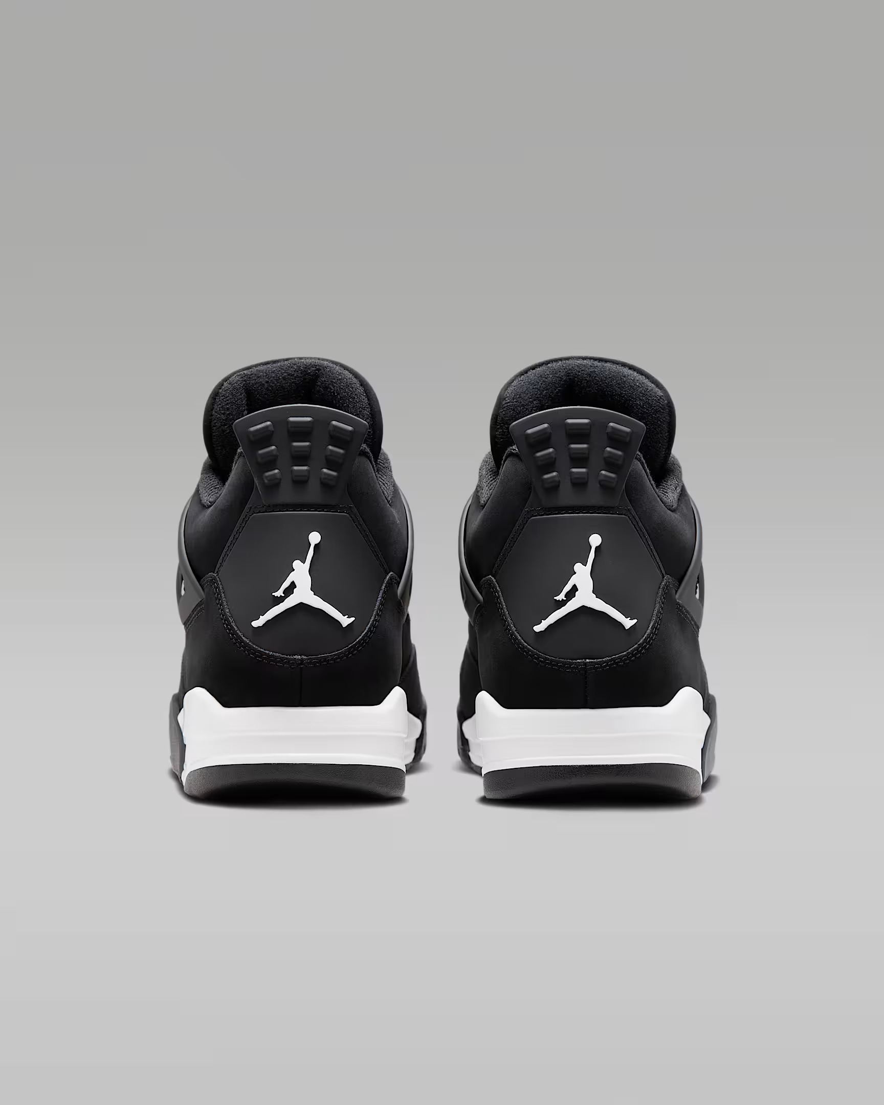 Nithtke Air Jorthtdan 4 Retro 'White Thunder'