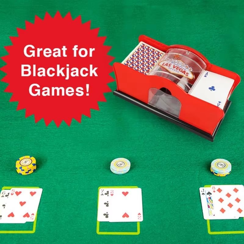 Hand-cranked automatic shuffling machine