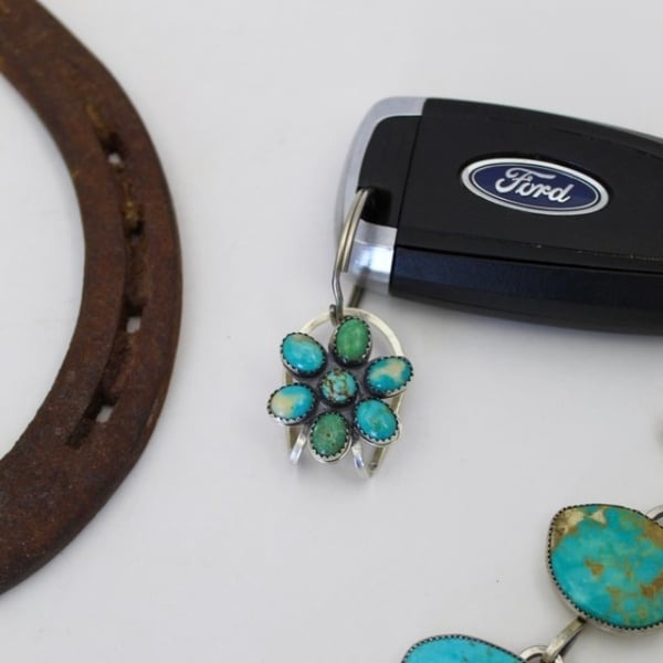 🔥Hot Sale 49%OFF - Turquoise Bloom Bag Clip Key Holder