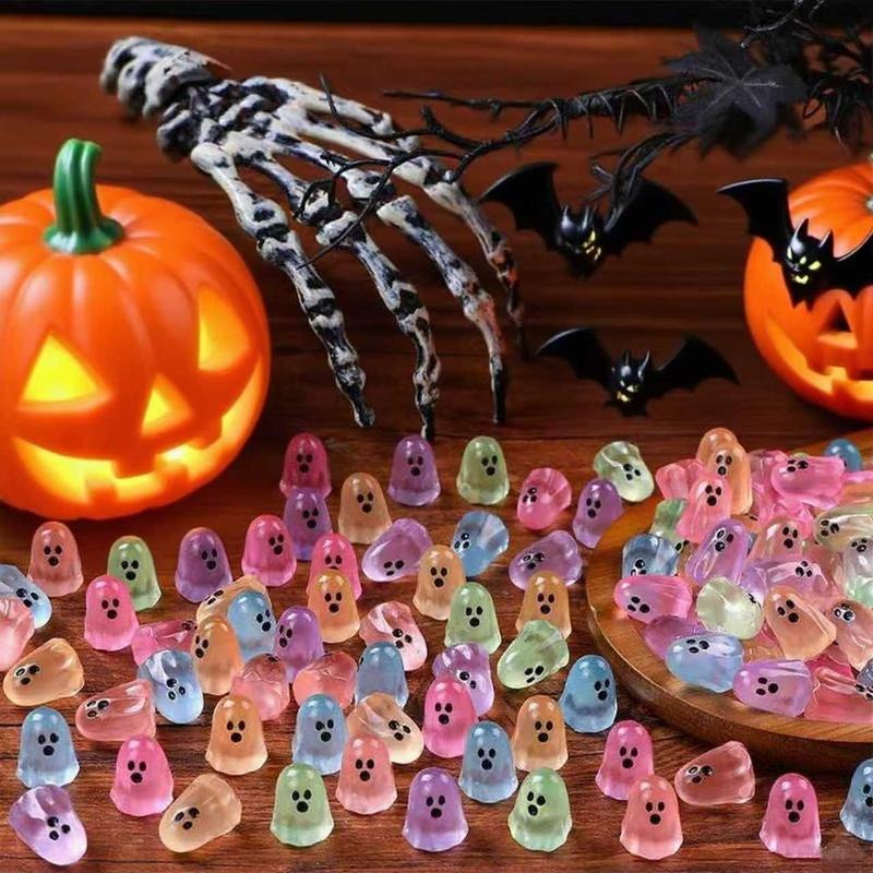 👻 60pcs Halloween Mini Cute Ghosts Resin Figures