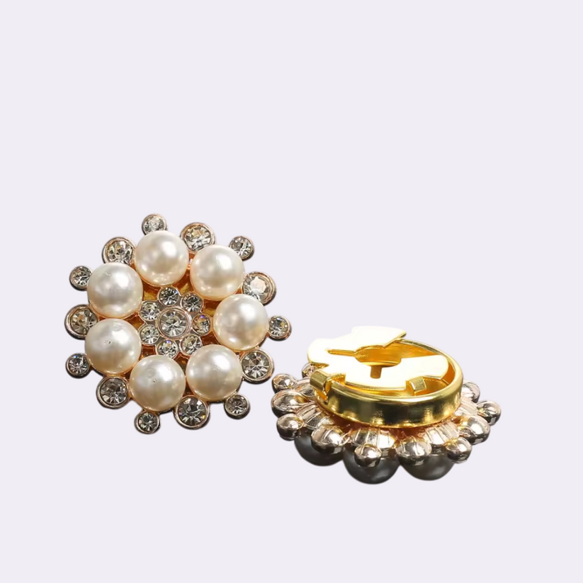 🌸Floral Button cover - Elevate Your Shirt✨