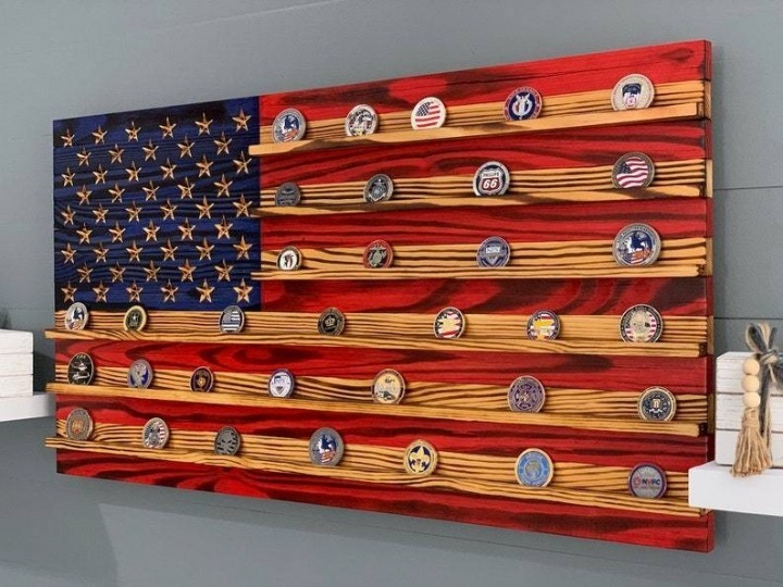 🔥Final Clearance Sale -79% OFF🔥 Challenge Coin Display Rack Holder - Rustic American Flag - BUY 2 FREE SHIPPING