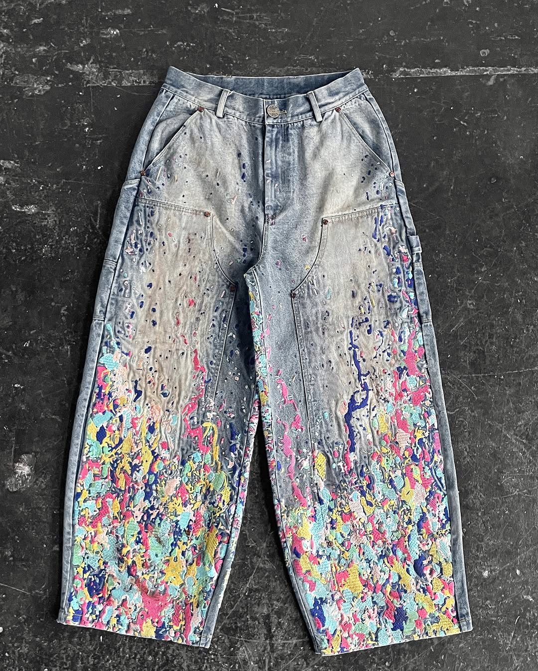 EMBROIDERED CARPENTER JEANS