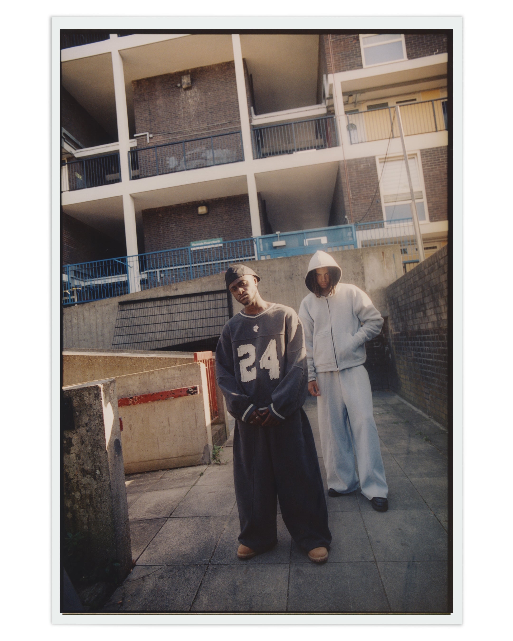 HEAVYWEIGHT WASHED BLACK JERSEY CREWNECK