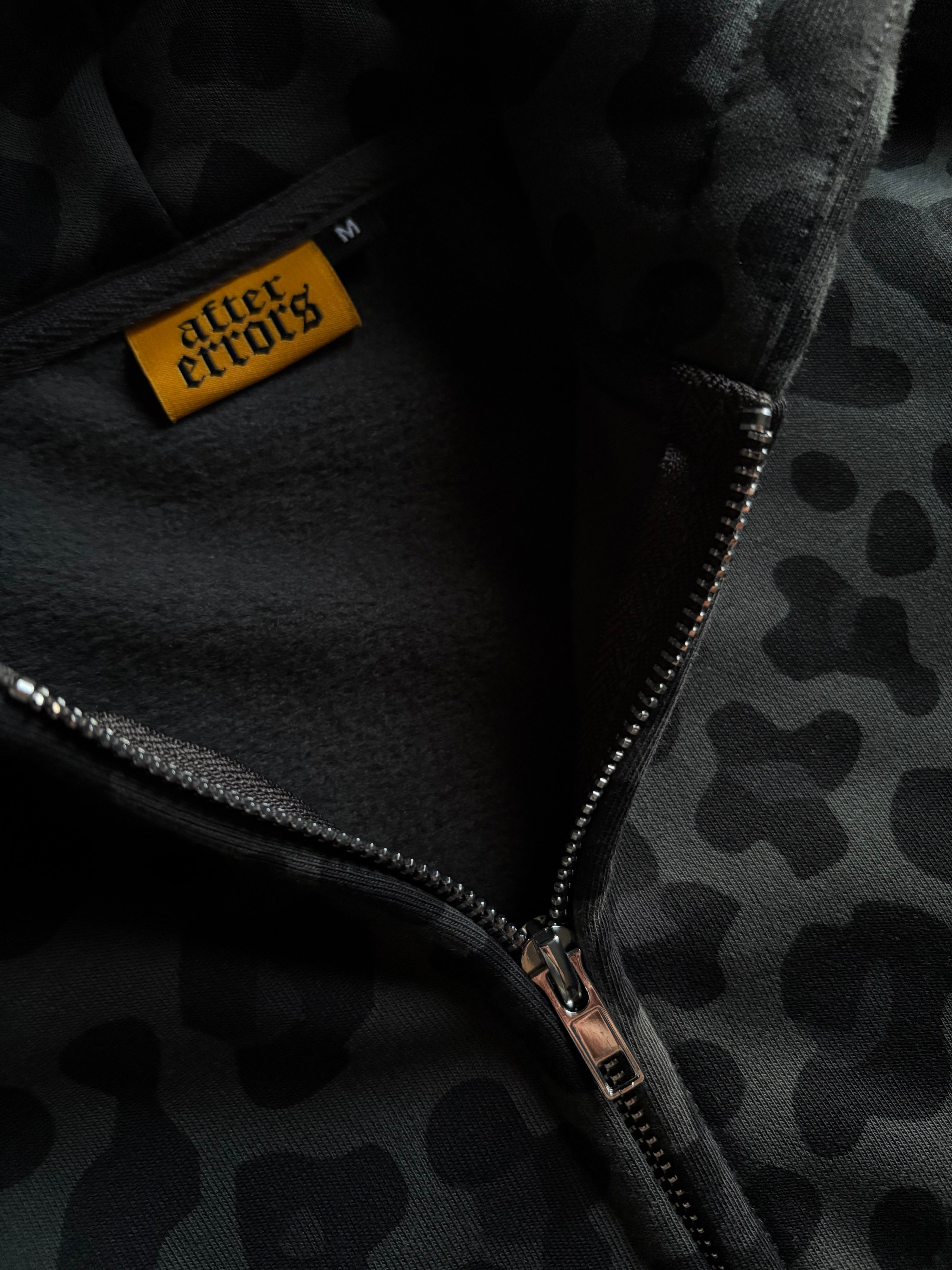 LEOPARD ZIP HOODIE