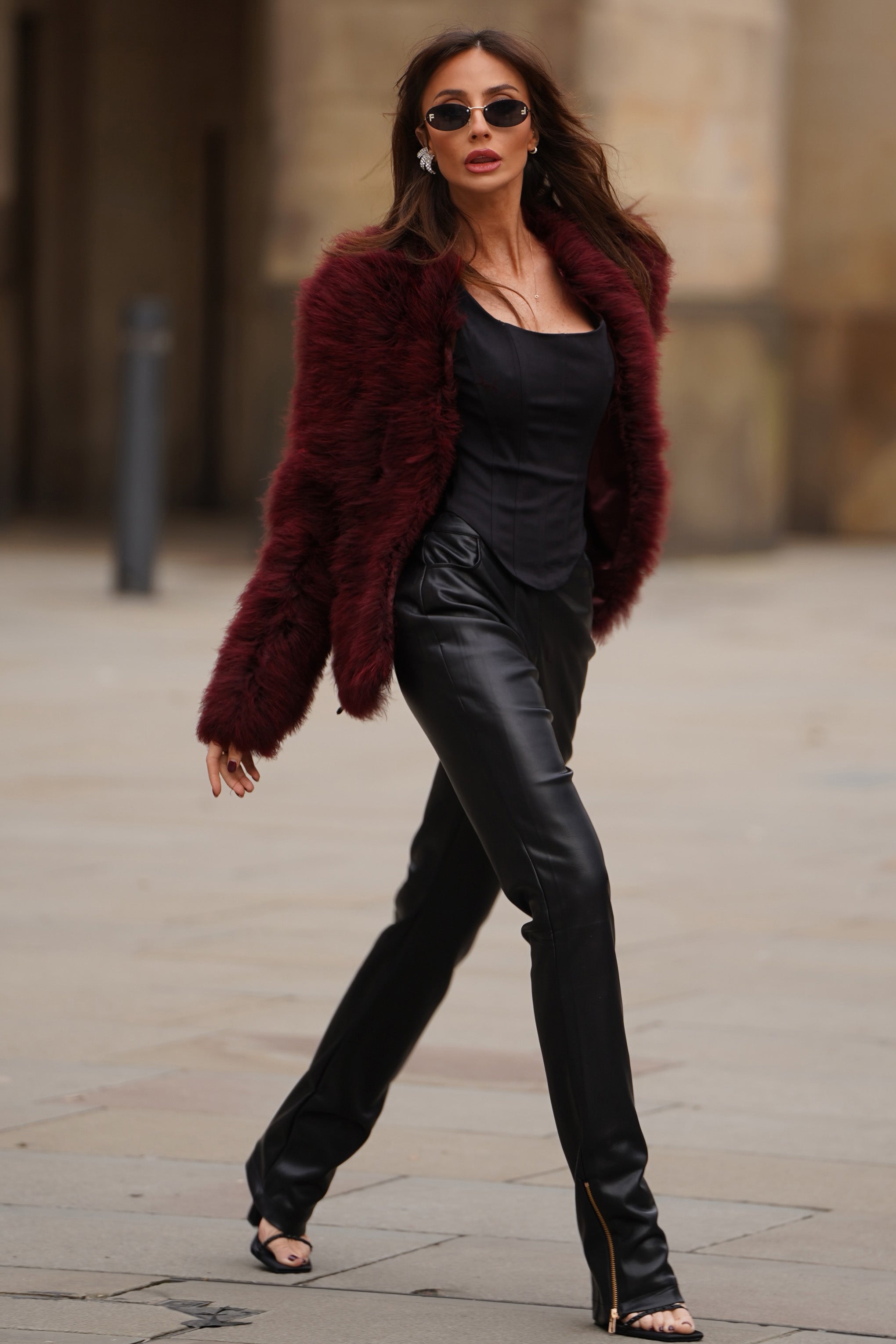 Aves Port Short Fluffy Feather Jacket