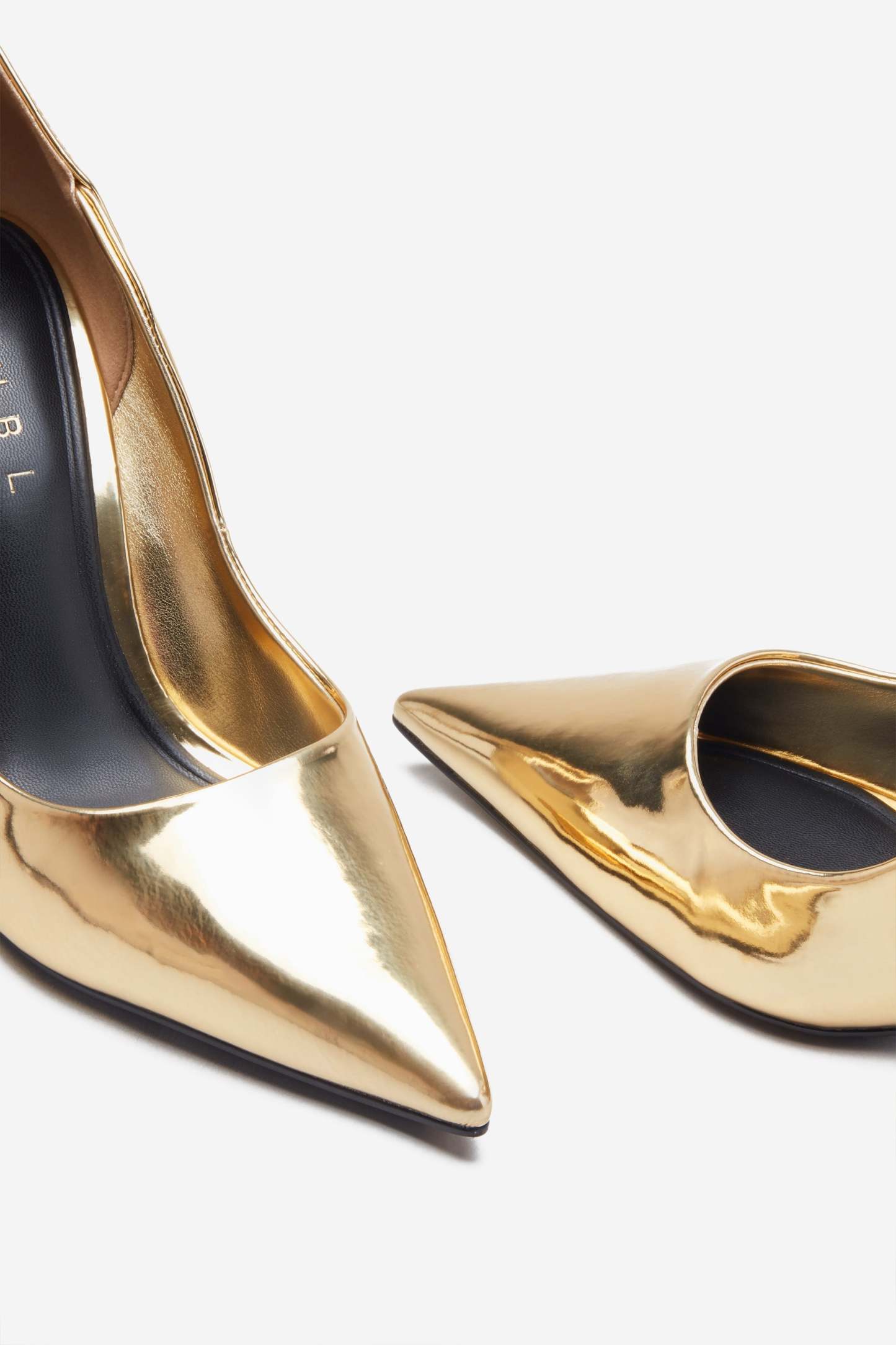 Blade Gold Metallic Court Heels With Scallop Edge