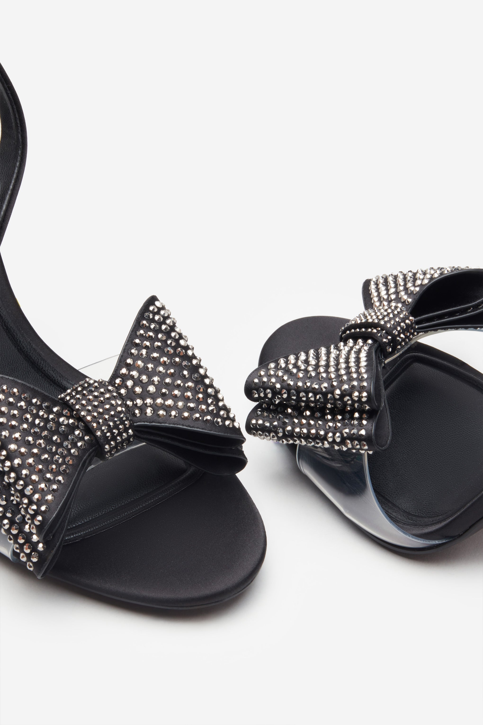 Bowing Black Satin Heeled Sandals With Diamante Bows-Babyboo Dress Store. All Rights Reserved.