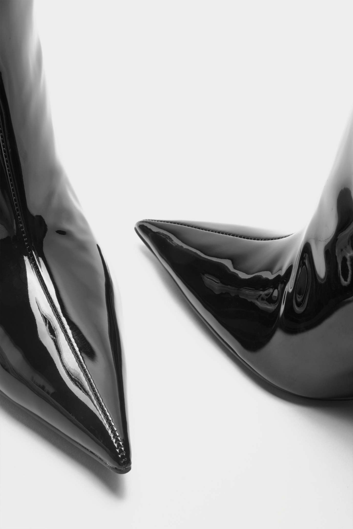 Over It Black Fitted Over-Knee Pointed Heeled Boots-Babyboo Dress Store. All Rights Reserved.