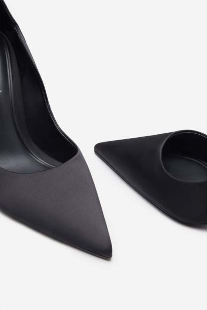 Blade Black Satin Court Heels With Scallop Edge