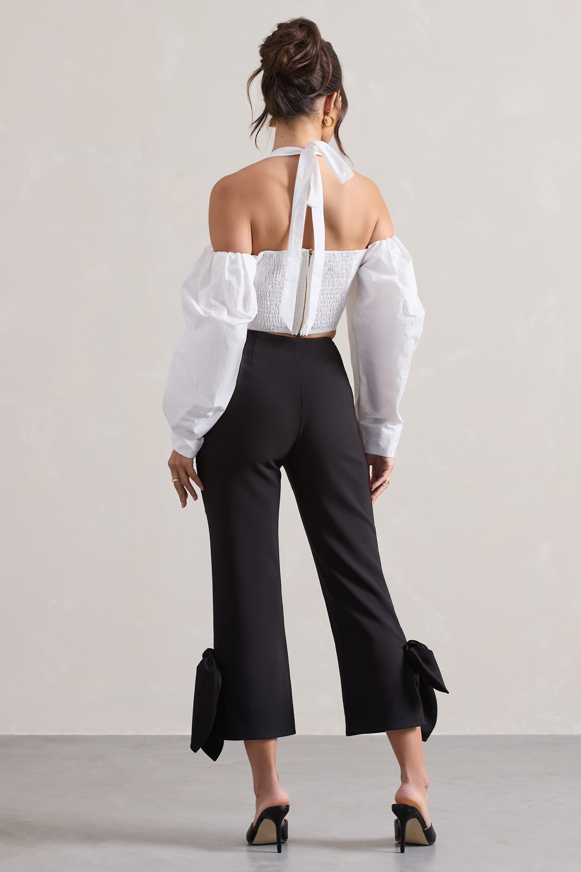 On Stage Black Cropped Capri Pants With Knot Detail-Babyboo Dress Store. All Rights Reserved.