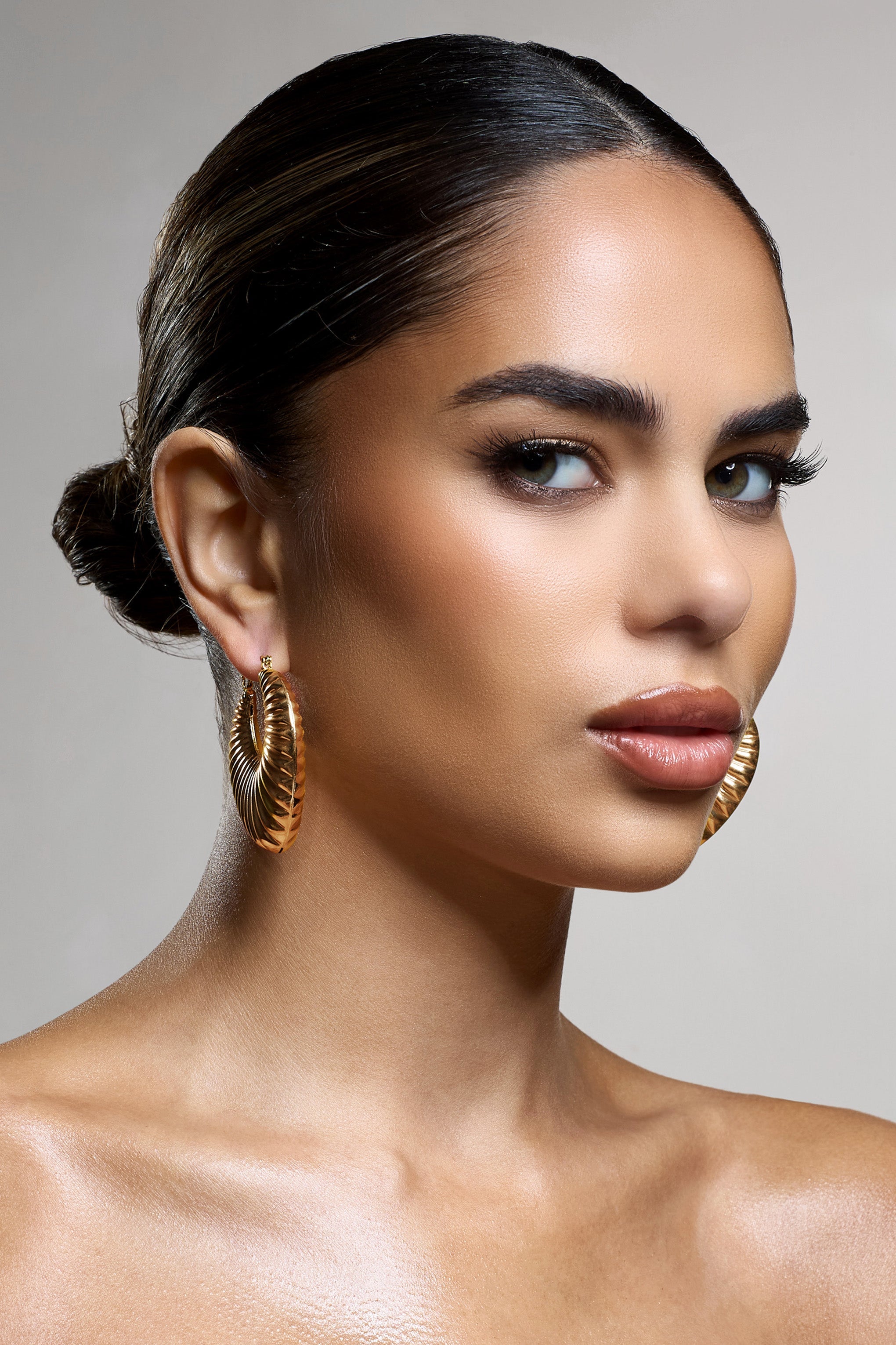 Crete Gold Ribbed Chunky Statement Hoop Earrings-Babyboo Dress Store. All Rights Reserved.