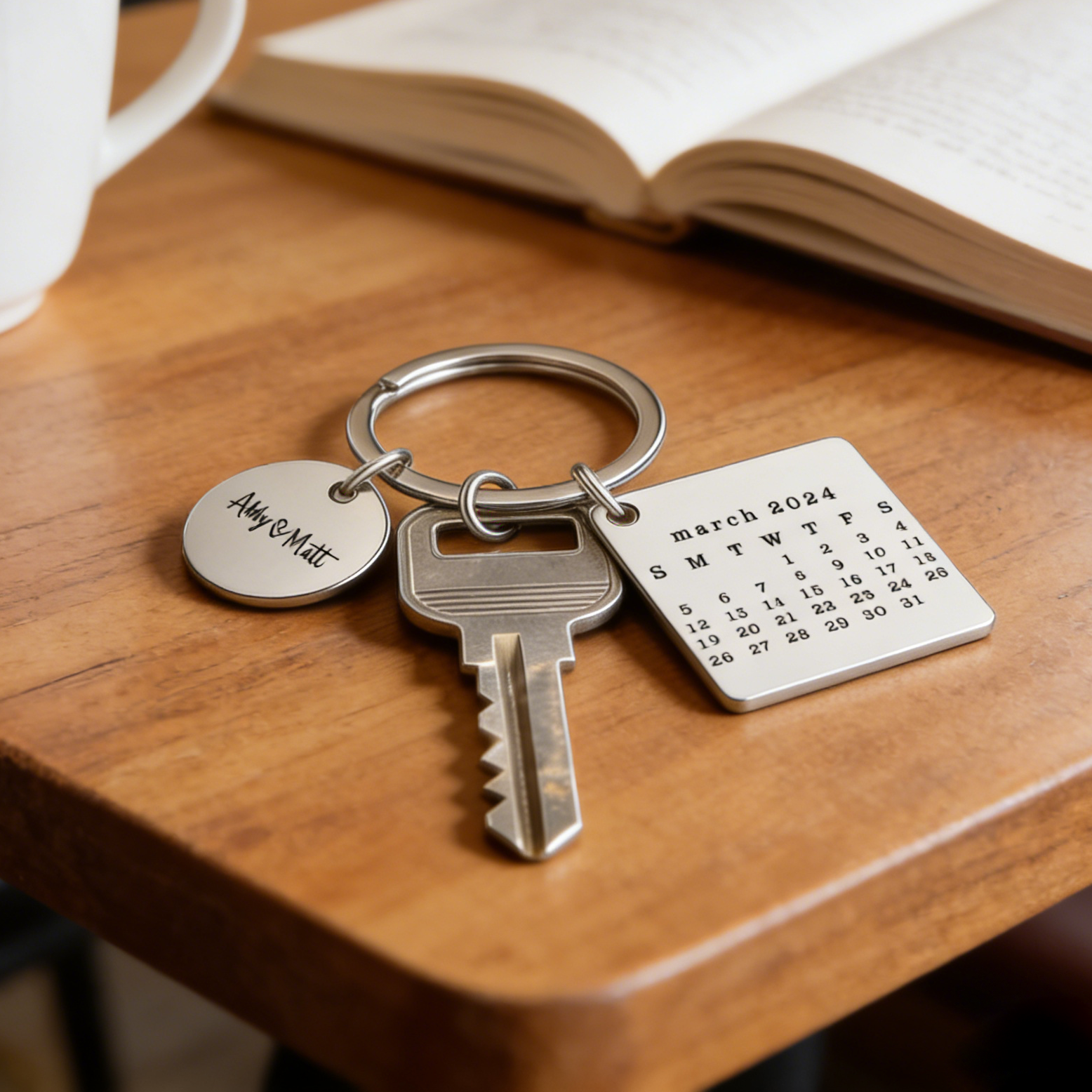 Personalized Calendar Keychain Custom Date & Text Keyring Gifts for Couple