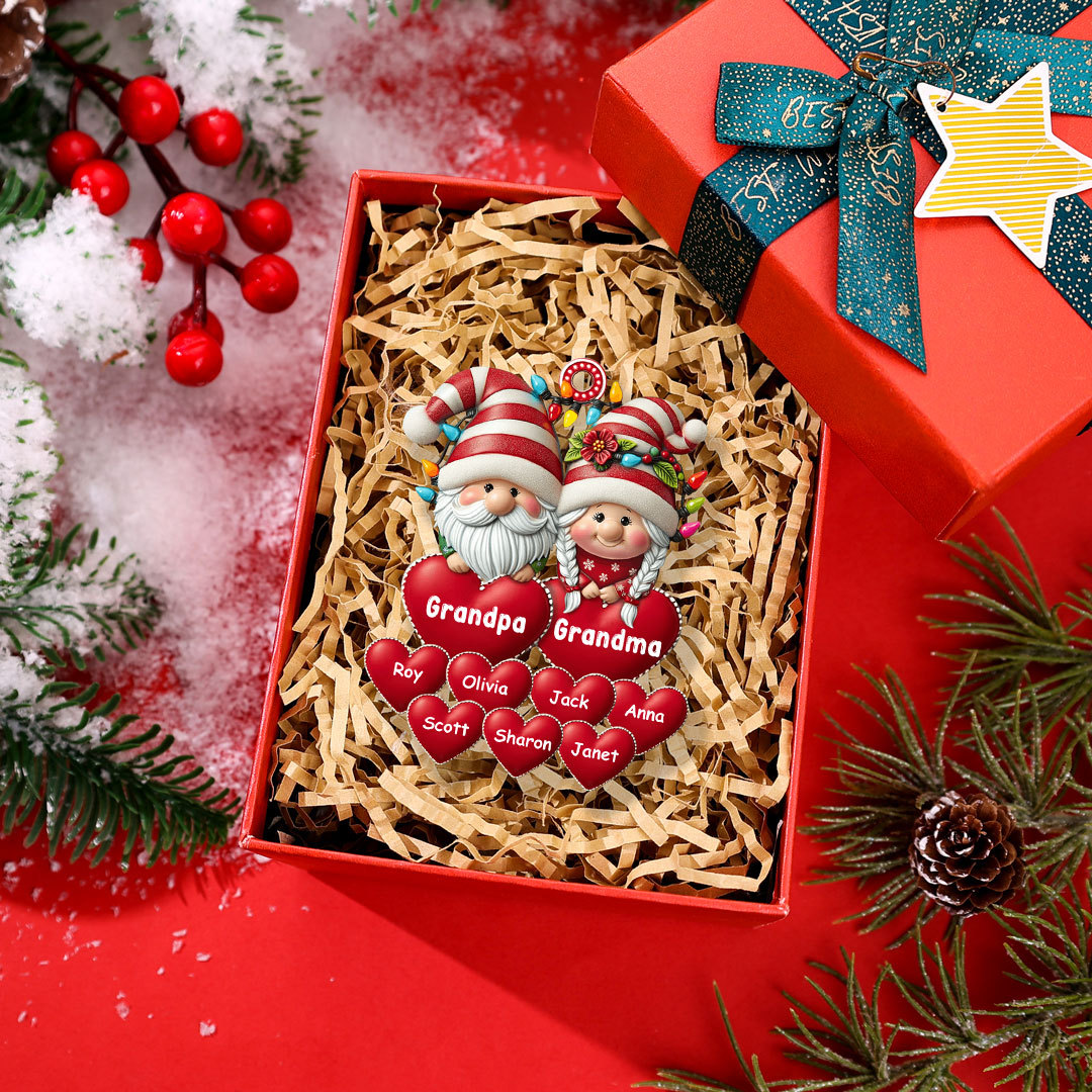 Personalized Santa Claus Hanging Ornament Custom 3-17 Names Acrylic Christmas Gift for Grandpa/Grandma/Mom/Dad