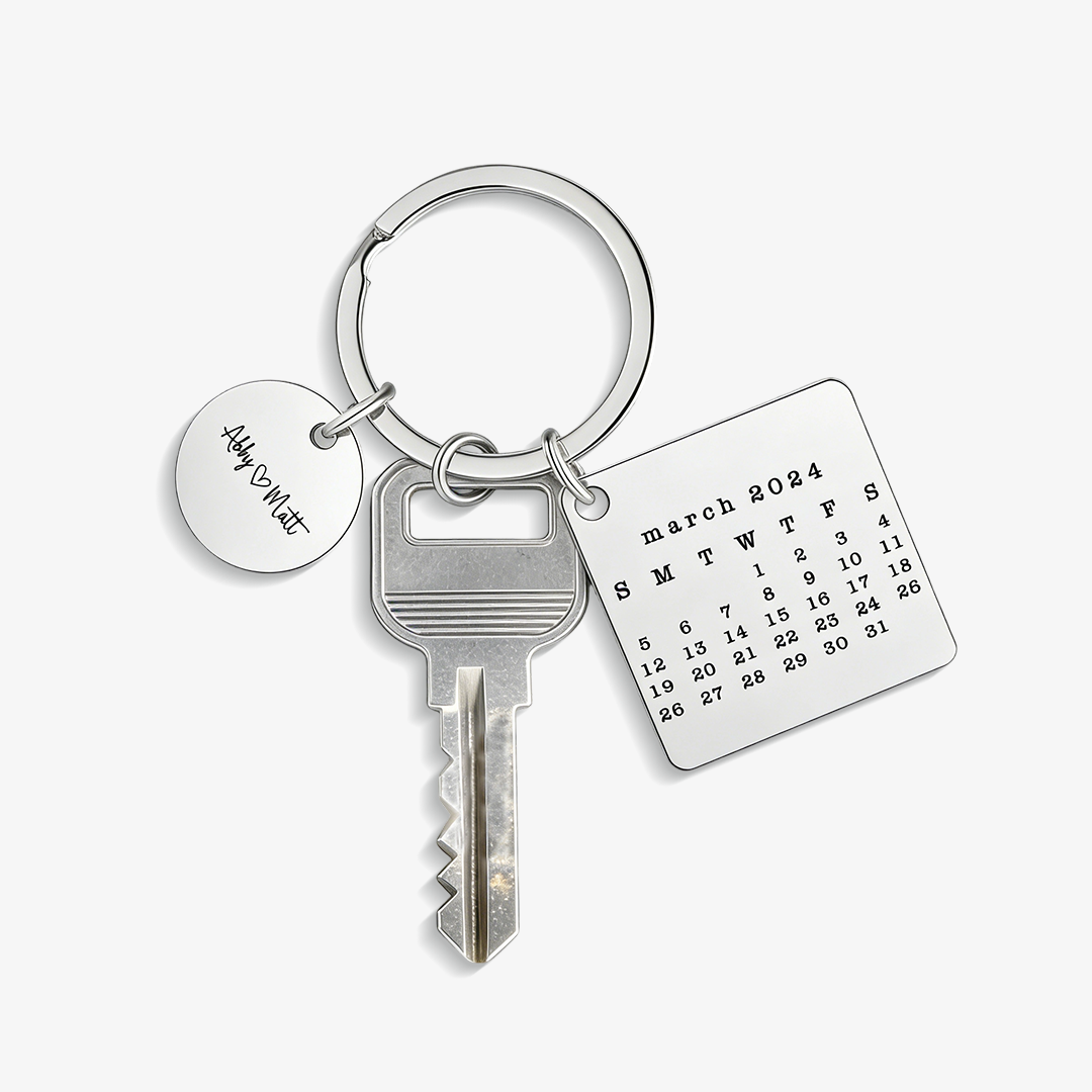 Personalized Calendar Keychain Custom Date & Text Keyring Gifts for Couple