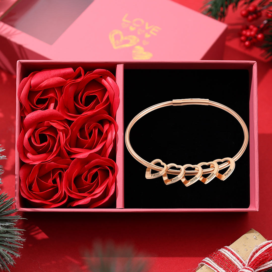 Engraved Personalized Bangle Bracelet with 5 Names with 5 Heart Shape Pendant Gift for Mother