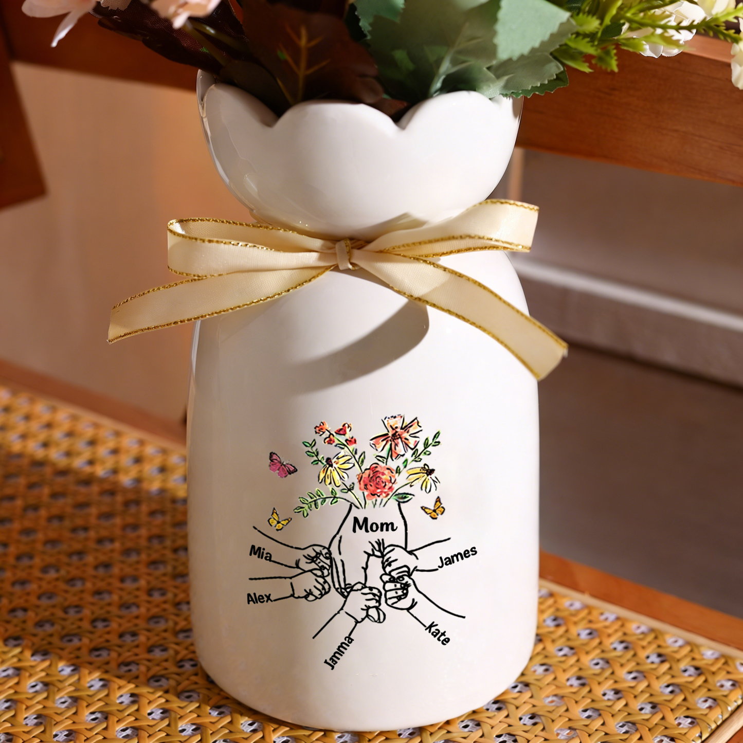 Personalized Ceramic Jug with Flowers & Names – “Nana” Holding Hands Floral Design | Lorajewel