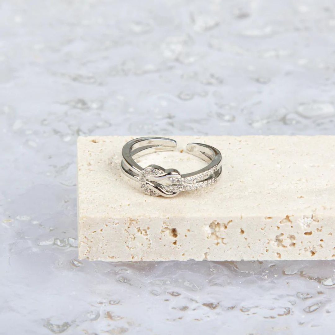 To My Best Friend S925 Infinity Love Knot "Sister By Heart"