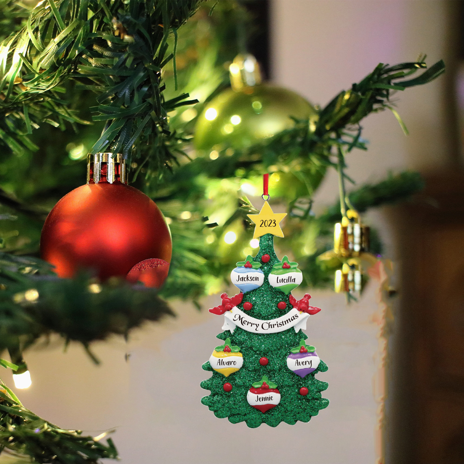 5 Names - Personalized Christmas Tree Ornaments Custom Text & Year Wooden Christmas Pendant Gifts for Family Friends