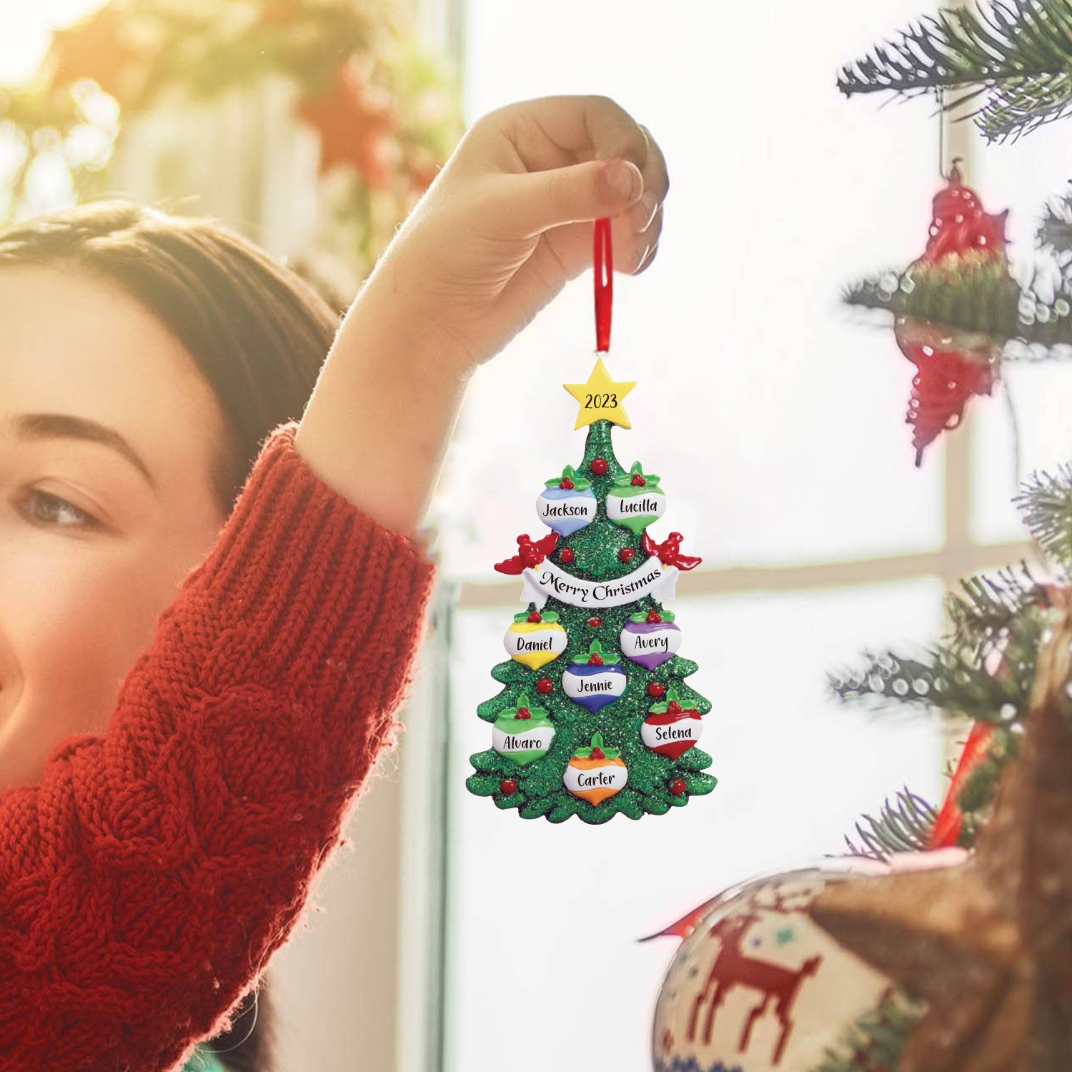 8 Names - Personalized Christmas Tree Ornaments Custom Text & Year Wooden Christmas Pendant Gifts for Family Friends