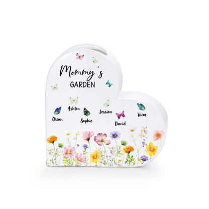 Personalized Ceramic Heart Vase with 1–10 Names and Butterflies for Mom or Grandma
