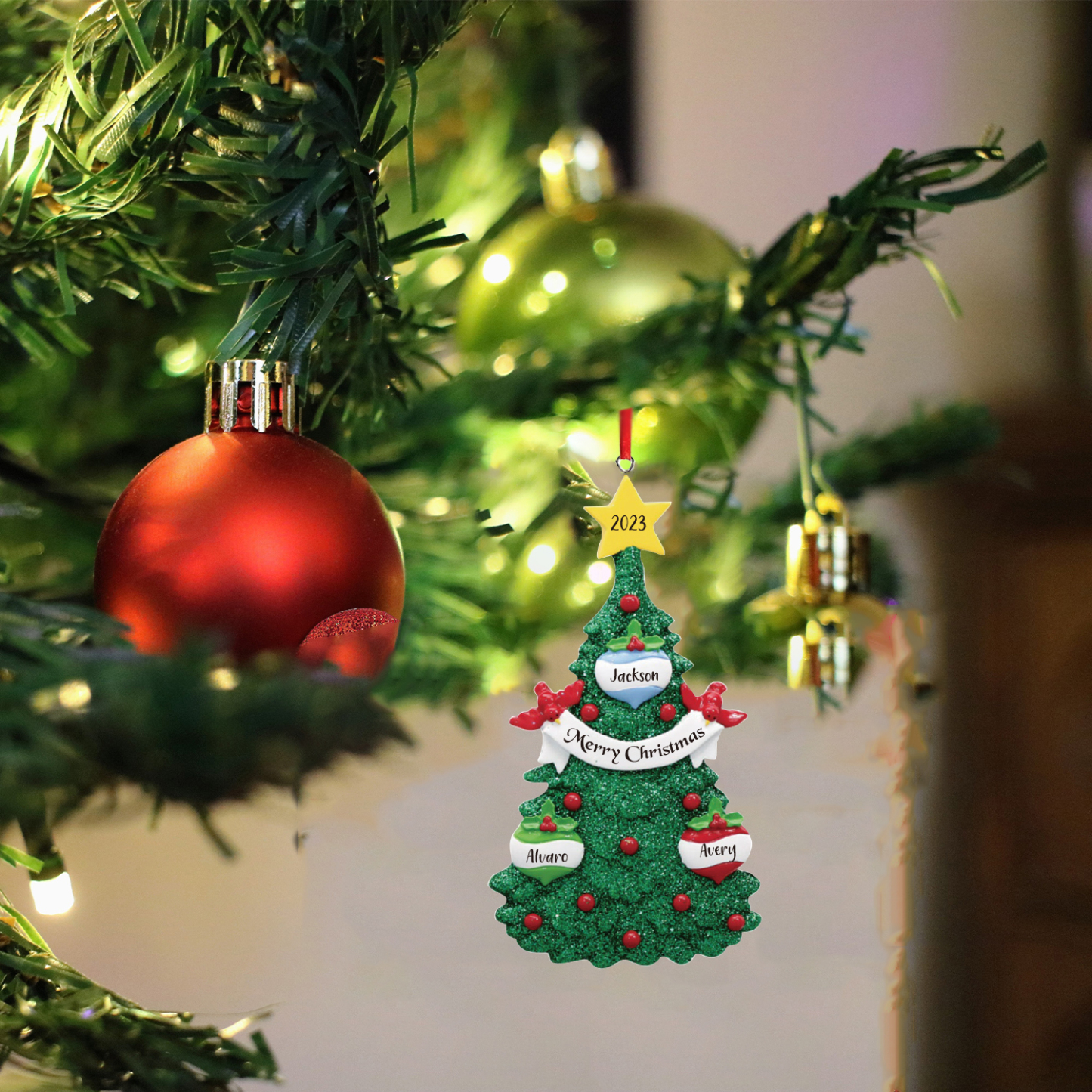 3 Names - Personalized Christmas Tree Ornaments Custom Text & Year Wooden Christmas Pendant Gifts for Family Friends