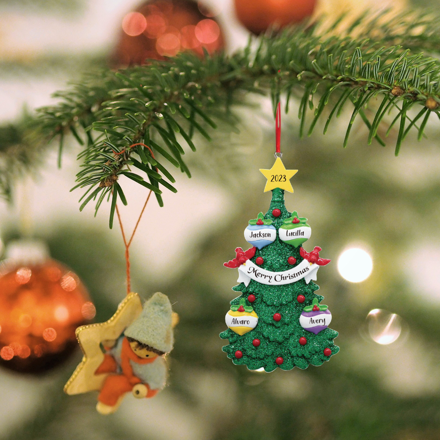 4 Names - Personalized Christmas Tree Ornaments Custom Text & Year Wooden Christmas Pendant Gifts for Family Friends