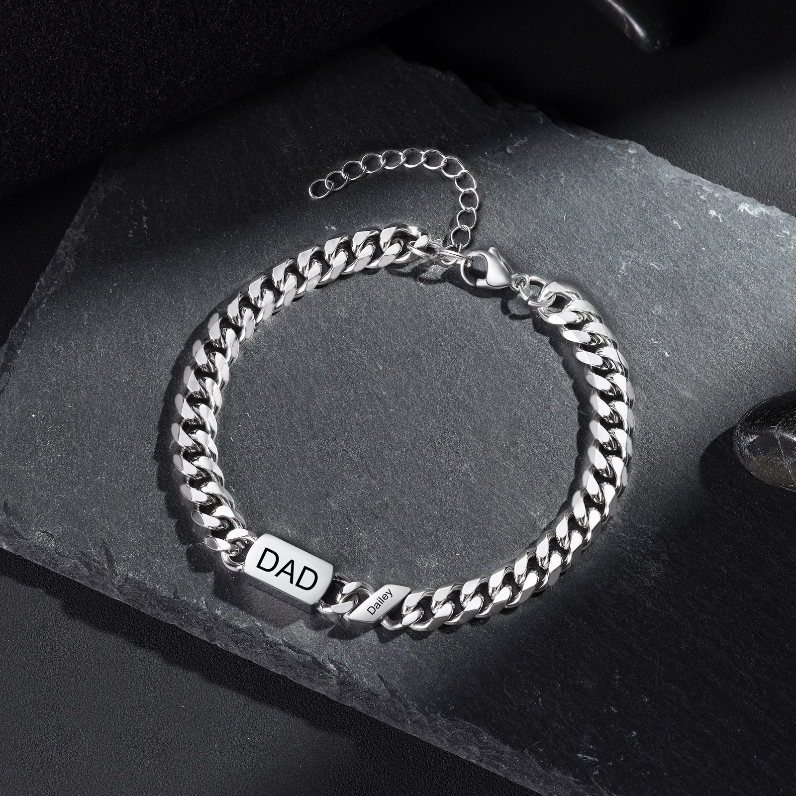 Personalised Cuban Chain Bracelet, Custom Text & 1 Name Engraved Gift for Men | Jessemade