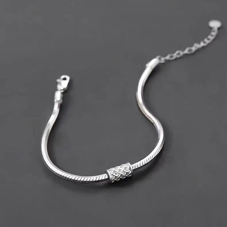 Sleek Silver-Tone Bracelet with Woven Detail – Timeless Minimalist Design For Men | Lorajewel