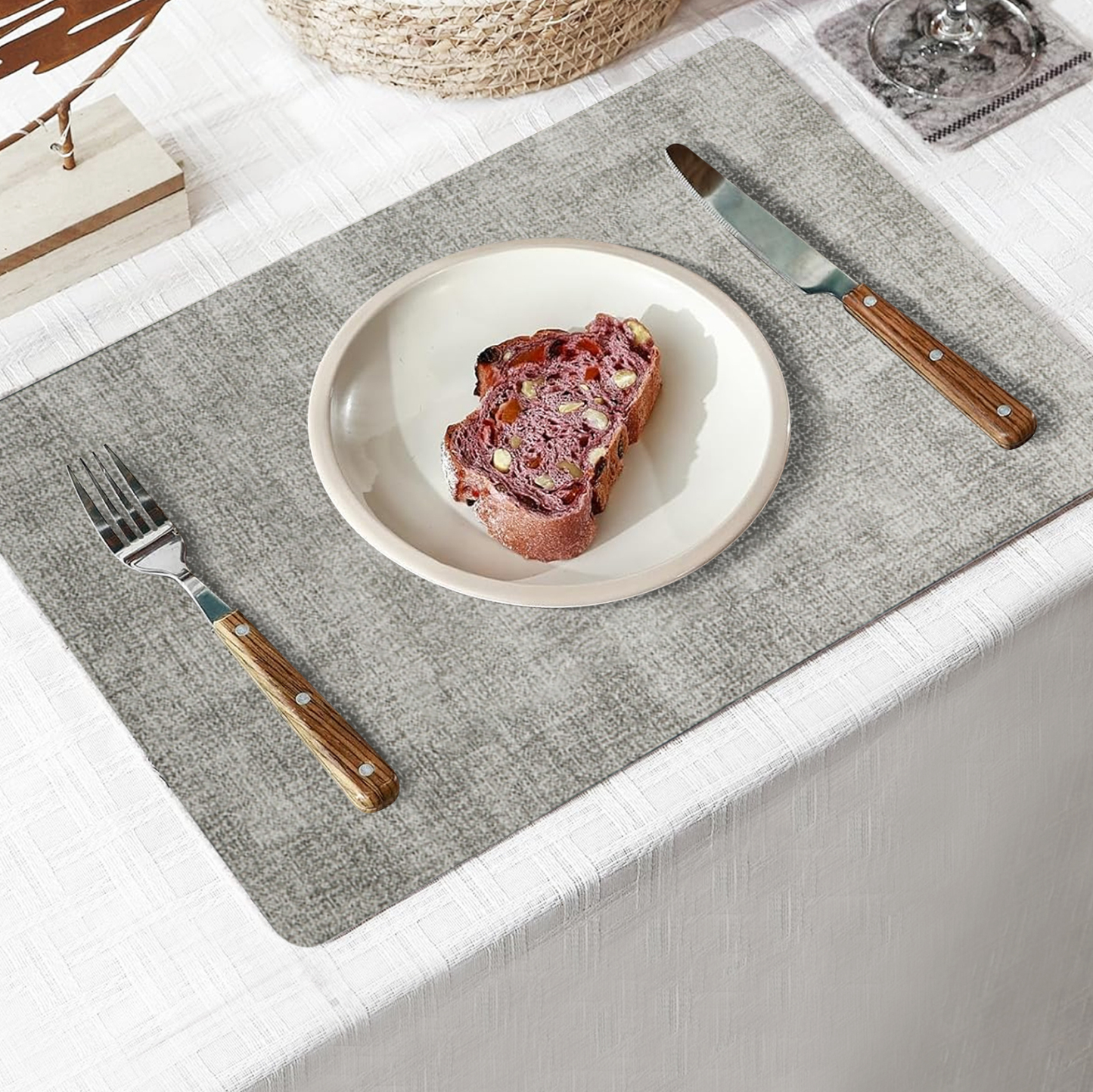 Personalized Christmas Placemats with 2-6 Names and 2 Festive Patterns