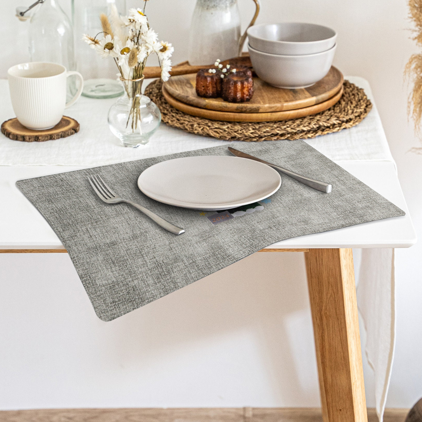 Personalized Christmas Placemats with 2-6 Names and 2 Festive Patterns