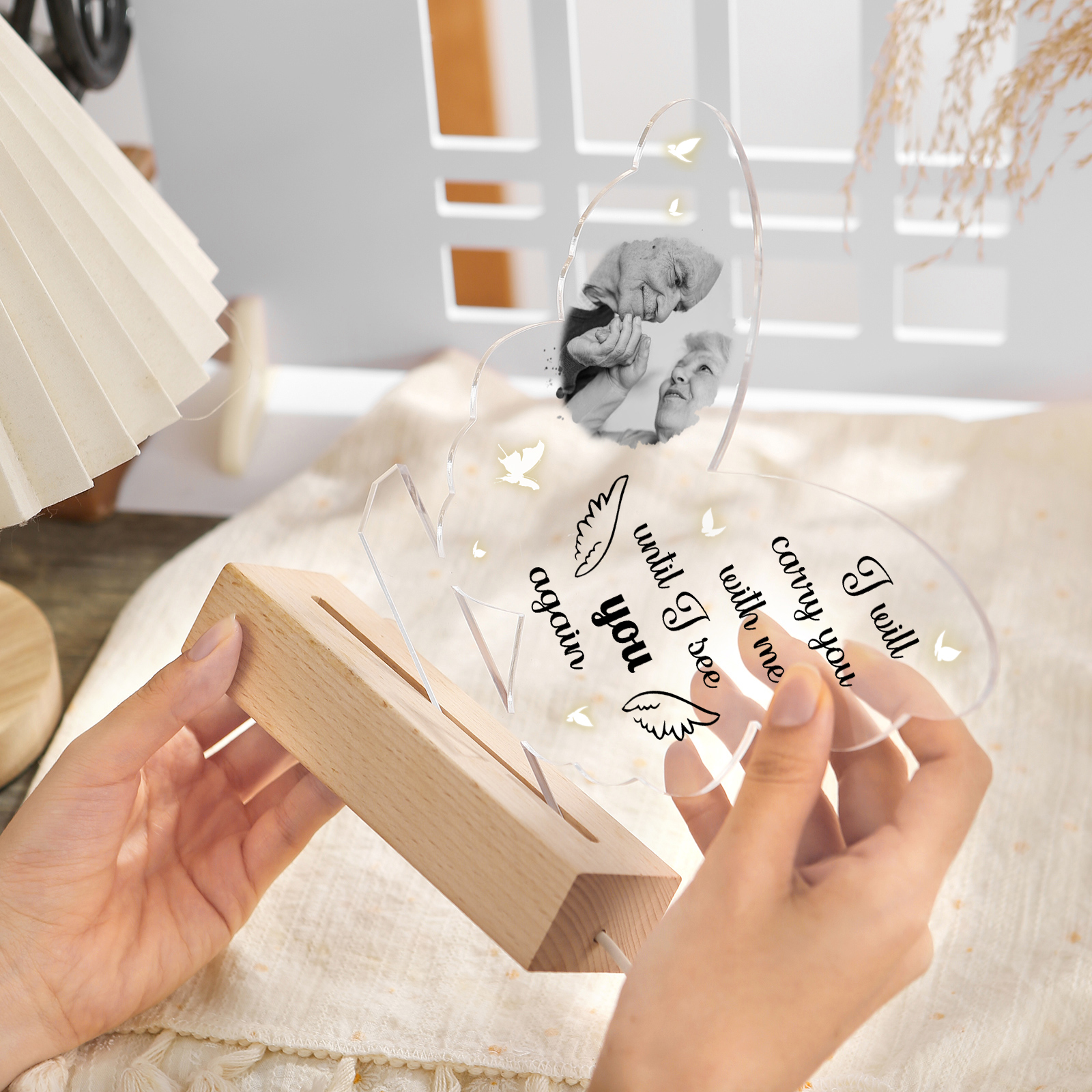 Personalized Memorial Butterfly Light with Custom Photo Heartfelt Tribute Lamp for Cherished Memories