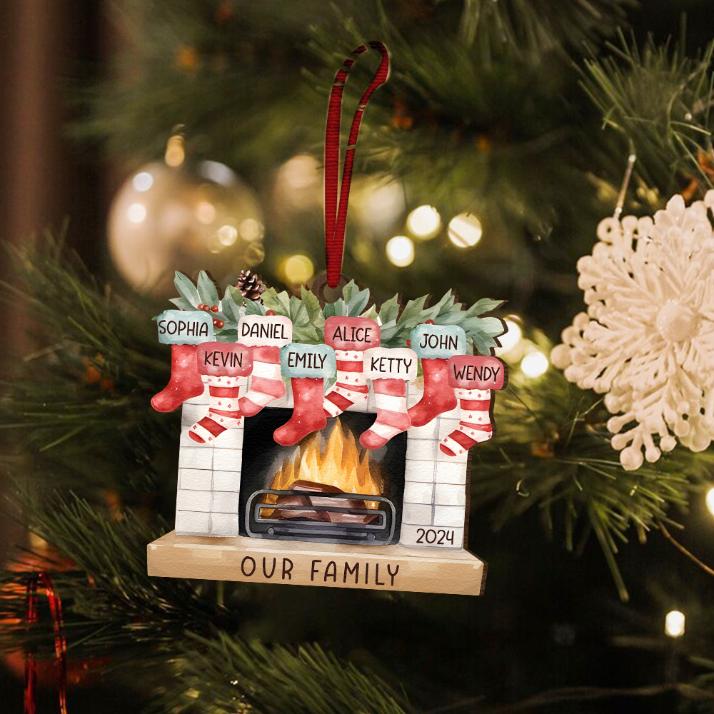 Personalized Christmas Ornament Fireplace Stocking Customized 2-8 Names Wooden Hanging Ornaments Christmas Gift for Family